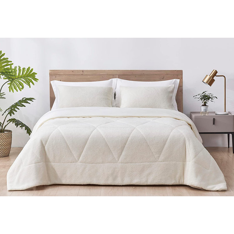 Zane Sherpa Reversible Microfiber Comforter Set, Queen Comforter + 2 Standard Shams, White
