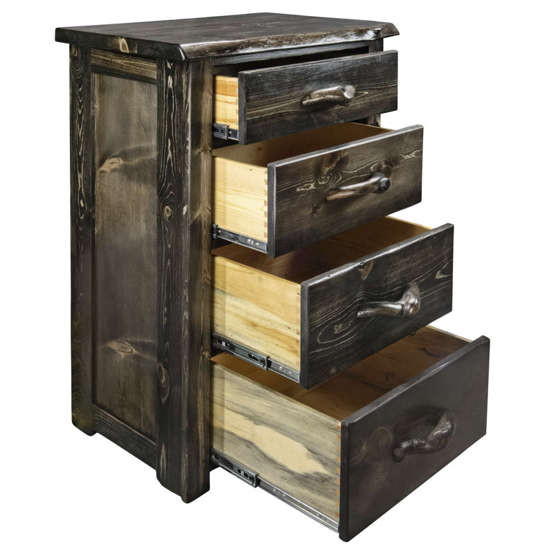 Commode 4 tiroirs Big Edge avec teinture jacobine et laque transparente, Teinture jacobien / laque transparente