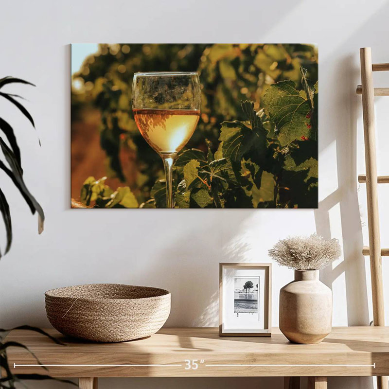 Vin blanc Yarlin Vineyard, H 16 po x l 24 po