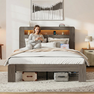 Structure de lit plateforme en bois pour grand lit avec tête de lit à DEL, 2 ports de chargement USB, grand rangement sous le lit, silencieux, aucun sommier requis, assemblage facile avec tous les outils inclus, gris foncé