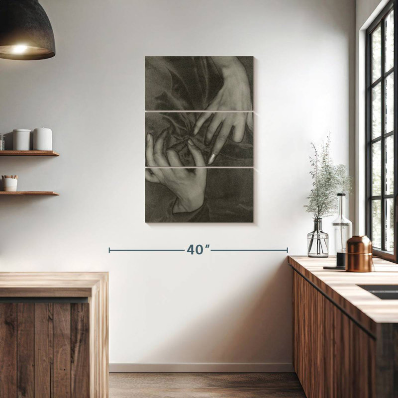 Senne Georgia O'Keeffe Hands And Thimble 1919, H 38 po x l 24 po