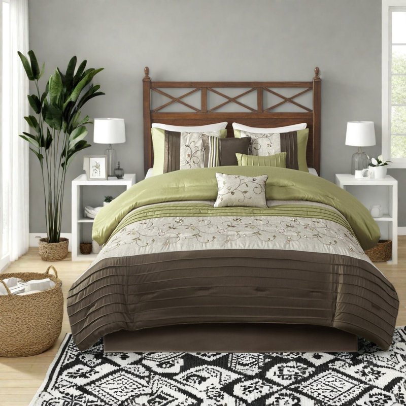 Embroidered 7 Piece Bedding Sets, Polyester King, Contemporary Home