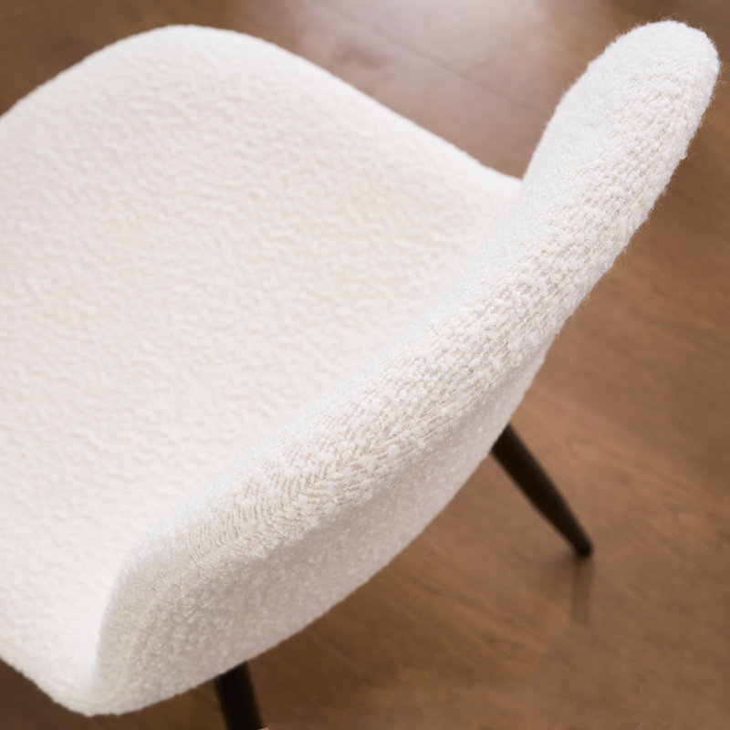 Chaise rembourrée en similicuir Kavi , Blanc bouclé / noir