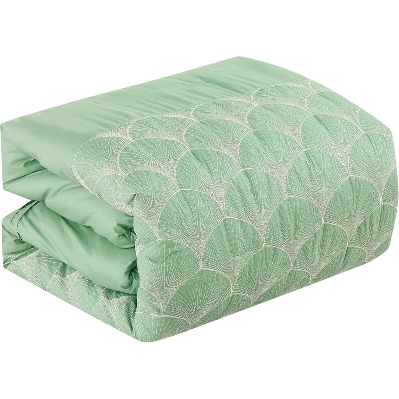 Polyester Geometric Shapes Comforter, Queen Comforter + 2 Queen Shams