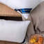 1 paquet d'oreillers de lit-119336223