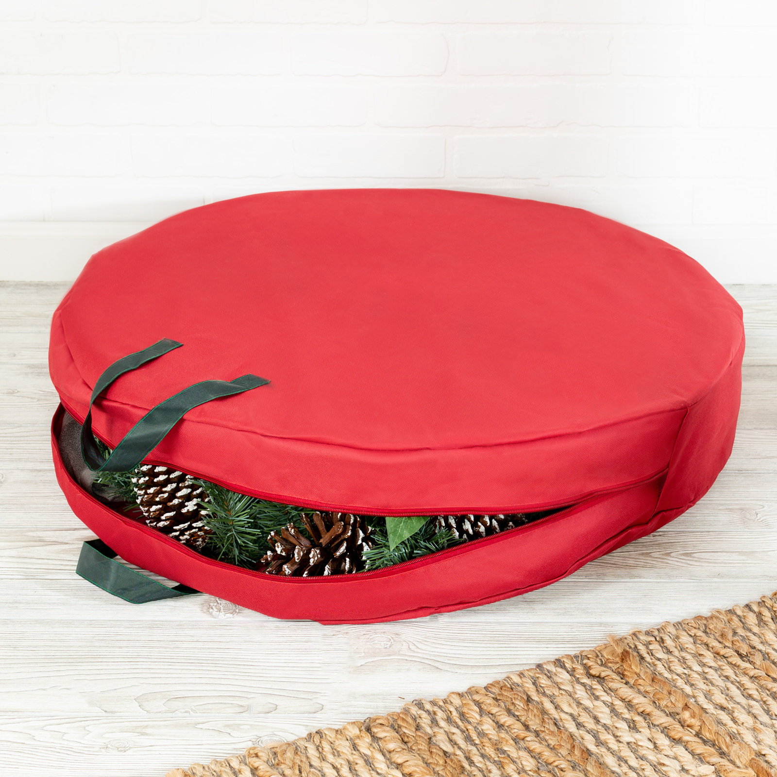 Wickley Wreath Storage