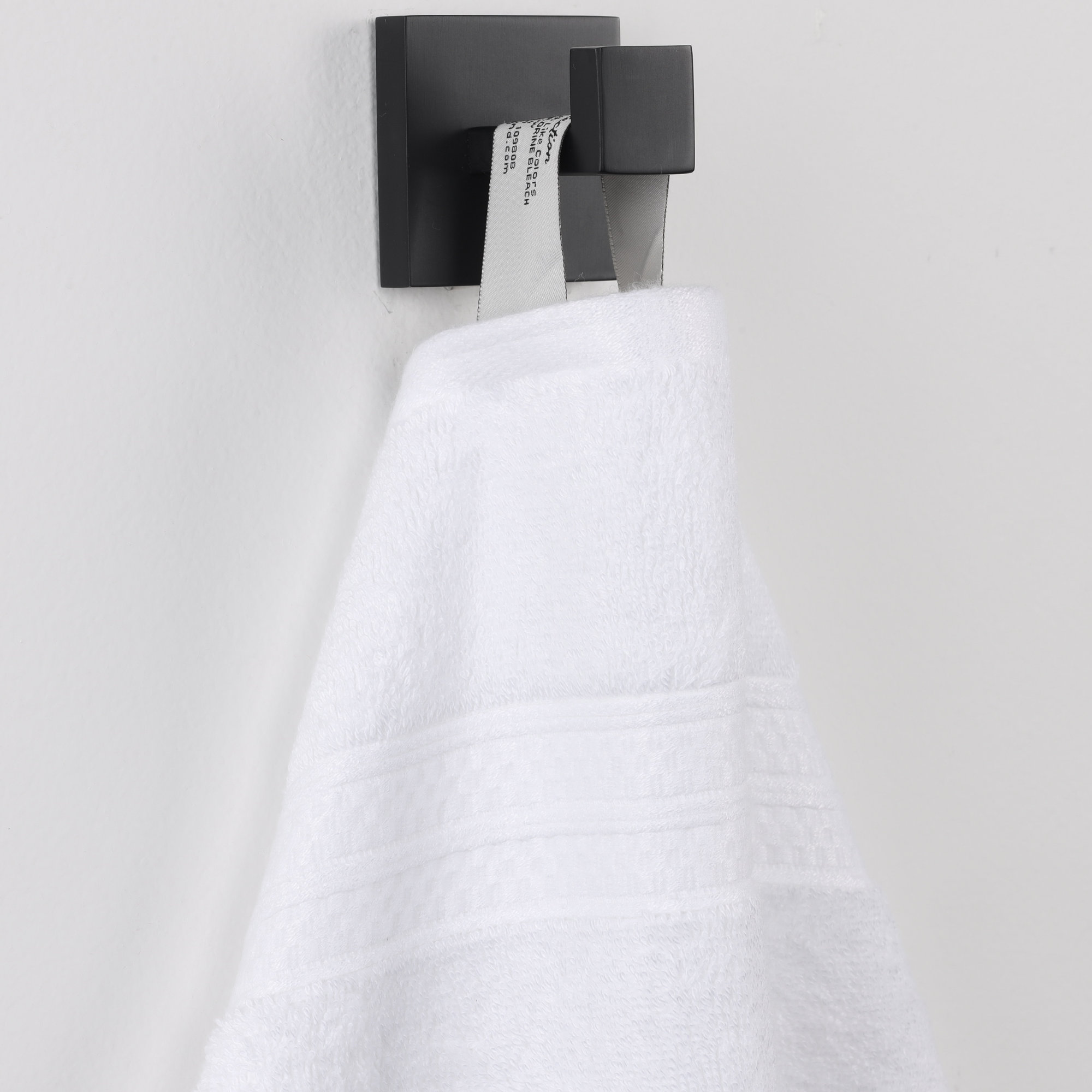 Nolhan 60% Cotton and 40% Rayon from Bamboo Hand Towel Set, White