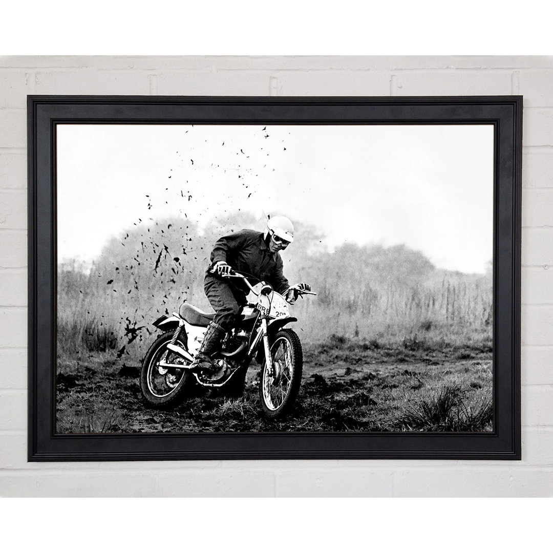 Motorrad im Schlamm B N W - Druck