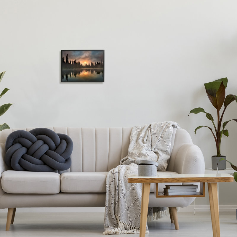 «Sunrise Lake Reflection Horizon» encadré sur bois par Dennis Frates, photographie, Giclée encadrée noir minuit