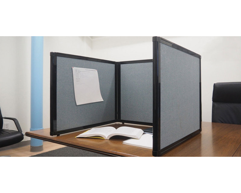 Présentoir de table pliable de 36 po de hauteur, Transparent, H 36 po x l 99 po x P 3 po