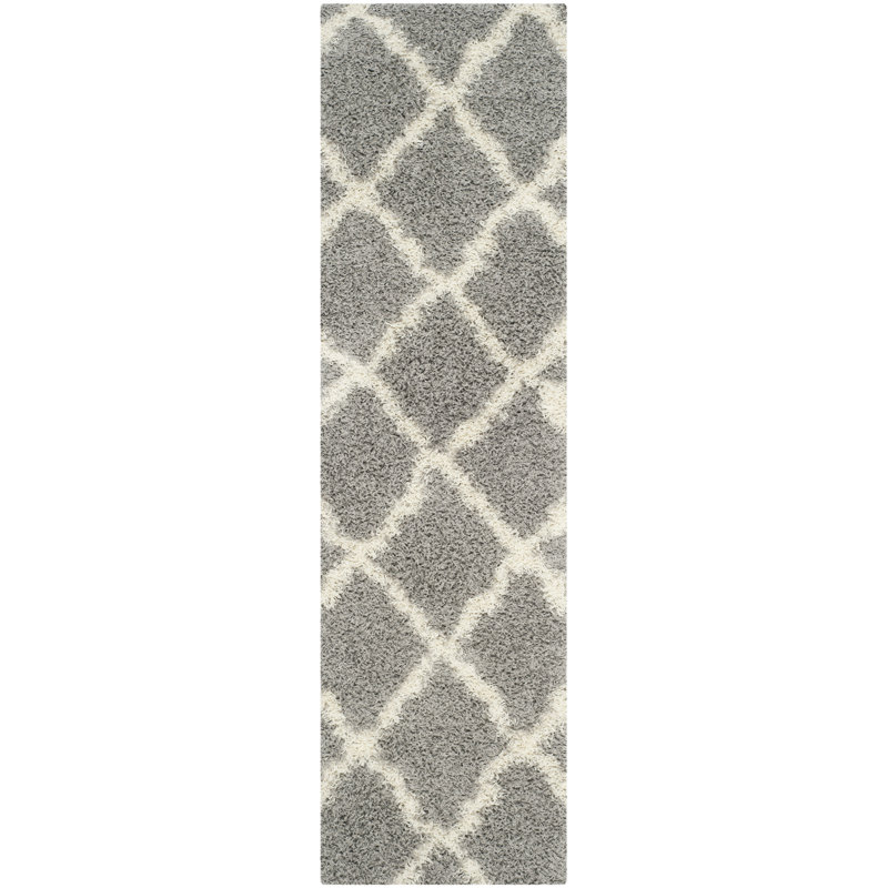Tapis à poil long en tissu performance à motif géométrique Alonnah, Tapis de couloir 2 pi 3 po x 16 pi