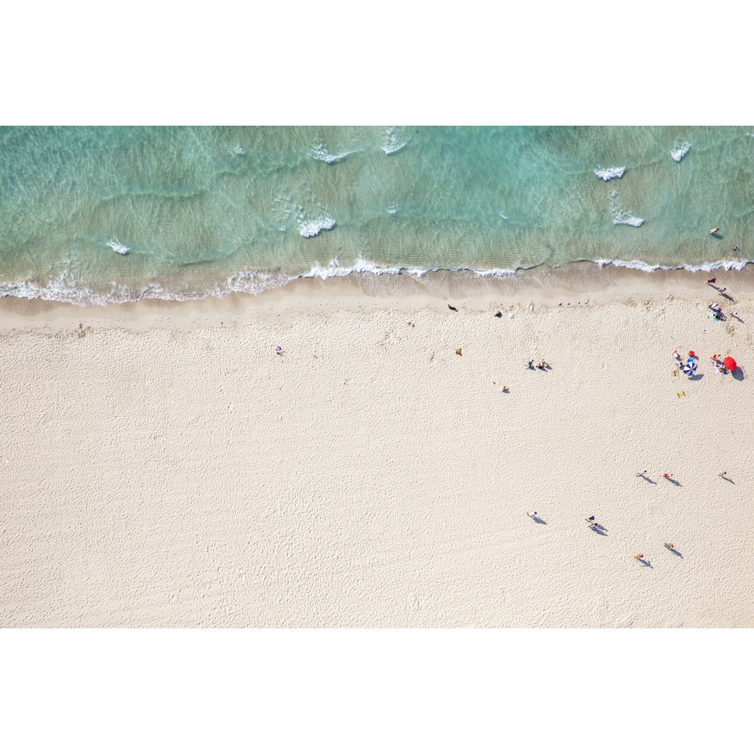 Luftaufnahme eines Strandes - Leinwandbild