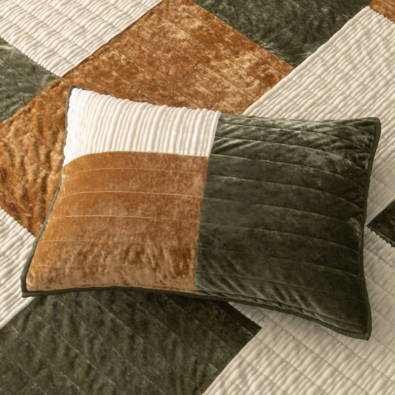 Wonderful Velvet Patchwork Quilt Set 3 Piece Lightweight Comforter, Green Patchwork, King Quilt + 2 King Shams