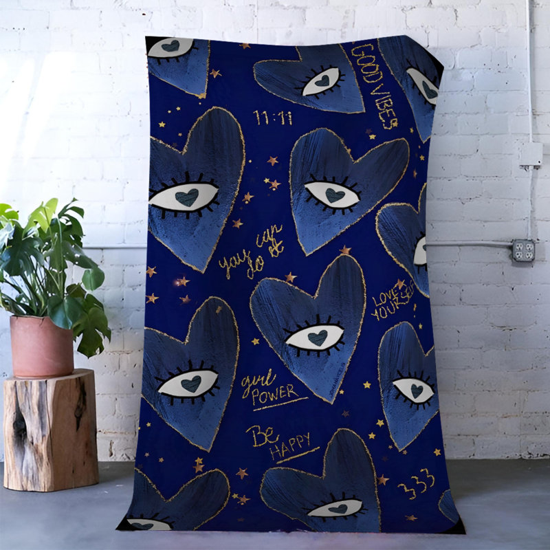 Tapis intérieur / extérieur bleu marine en polypropylène tissé à la machine Seadon, Rectangle 4 pi 11 po x 7 pi 7 po