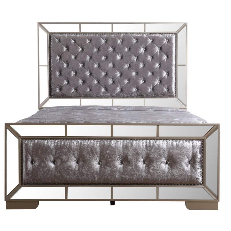 Lit double chic champagne argenté, H 64 po x l 60 po x P 87 po, et enchanteur pour chambre à coucher de style moderne avec finition