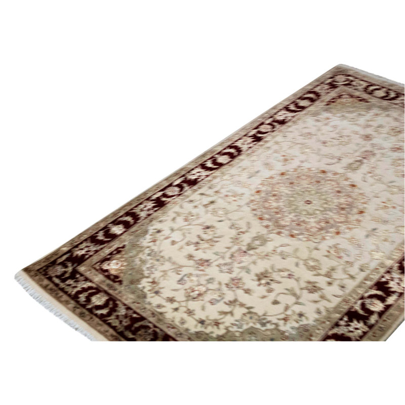 Tapis ivoire / rouge de qualité supérieure 3 pi 1 po x 5 pi 4 po One-of-a-Kind