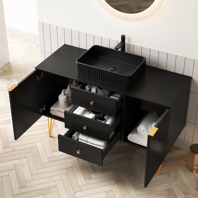 Meuble-lavabo de 48 po, lavabo en céramique noire, rangement autoportant en contreplaqué or, 3 tiroirs, 2 portes, surface en pierre frittée, meuble-lavabo à pieds pré-assemblé de 48 po