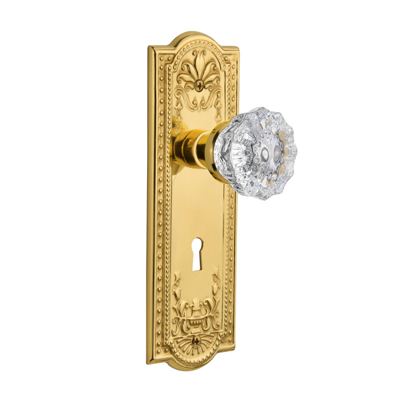 Meadows Plate with Decorative Keyhole and Crystal Door Knob, 2-3/8", Polished Brass
