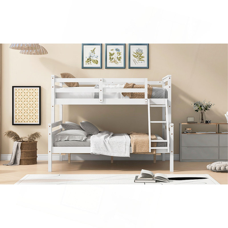 Lit simple superposé au dessus d'un lit double avec échelle, barrière de sécurité, parfait pour la chambre à coucher, blanc