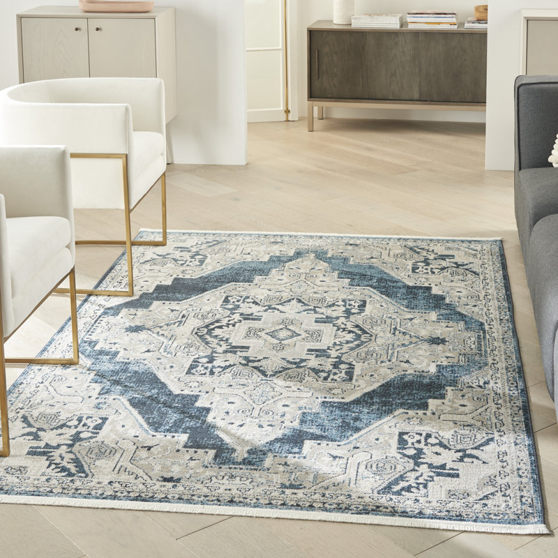 Sone Oriental Indoor Rug, Rectangle 4' x 6'