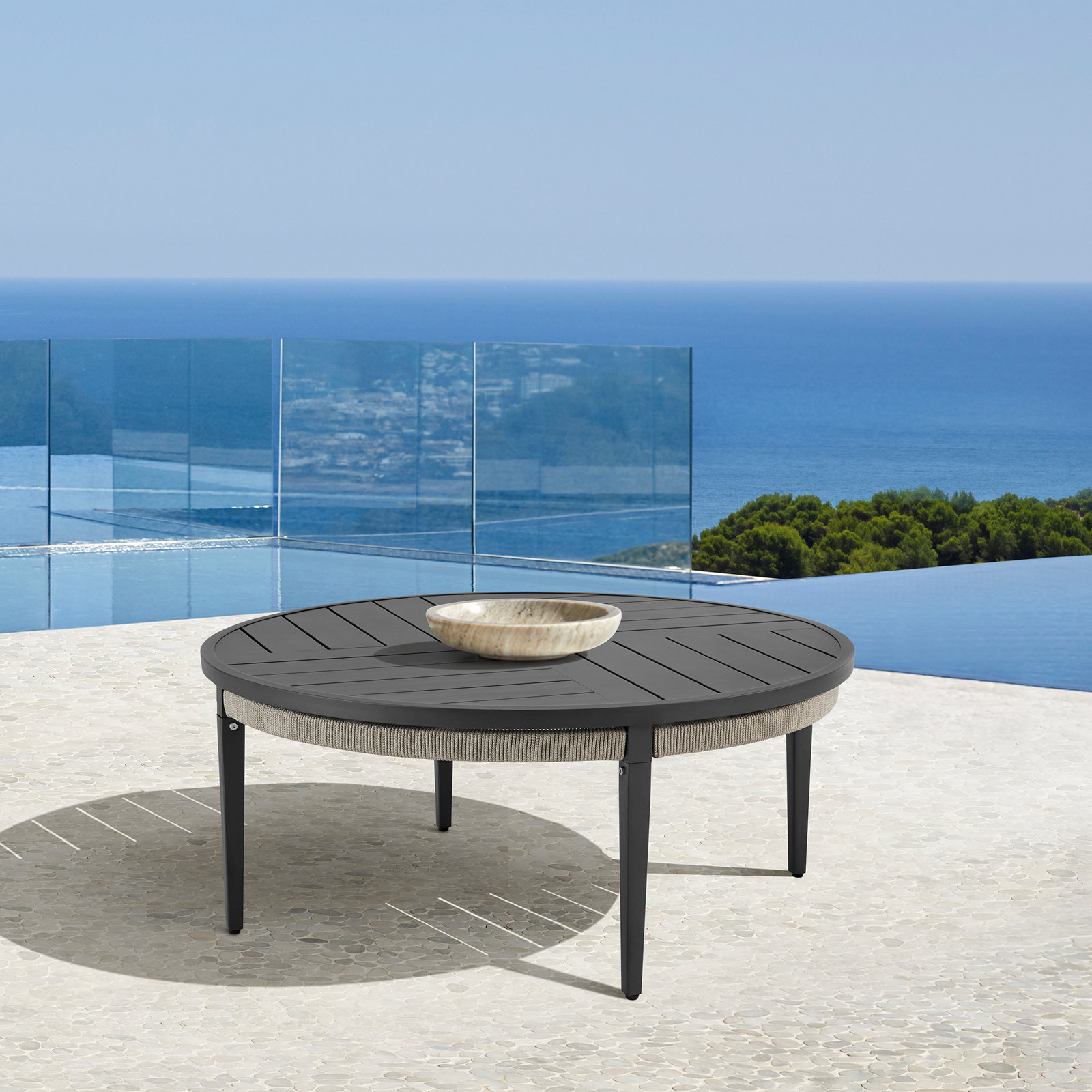 Chaice 42'' Aluminum Outdoor Coffee Table