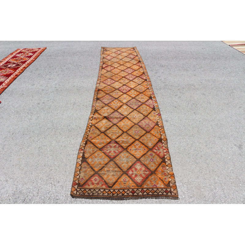 Tapis de couloir turc tissé à la main dans un style rétro idéal pour rehausser votre couloir avec une touche d'élégance bohémienne