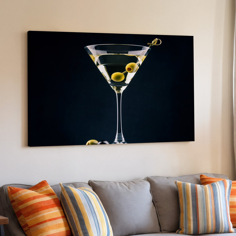 Toile, un élégant verre à martini élégant rempli d'un art mural scintillant transparent, H 20 po x l 30 po