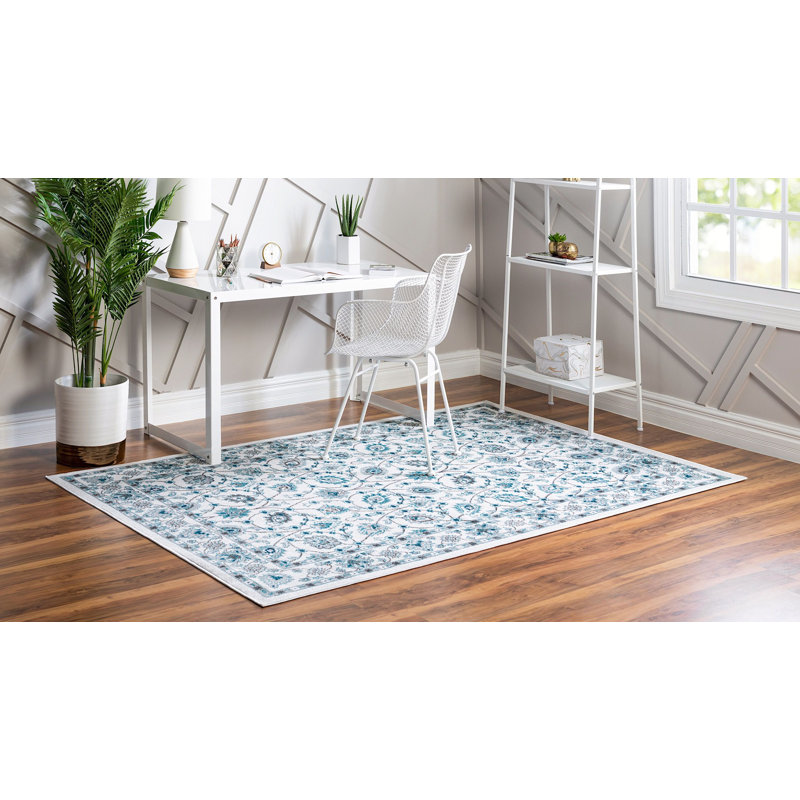 Tapis transitionnel de couleur beige et bleu Esveidy, Rectangle 7 pi x 10 pi