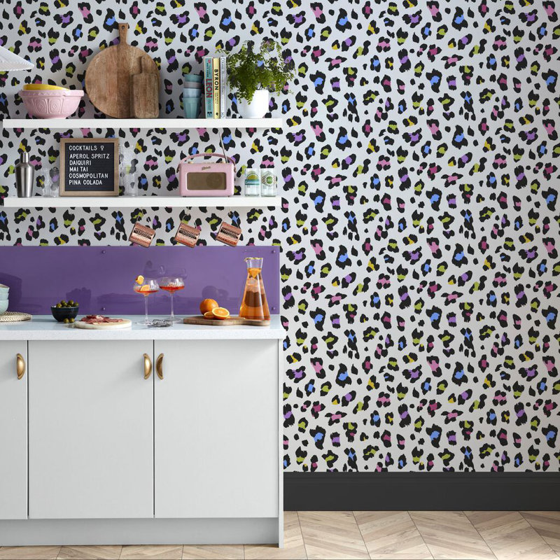 Envy Big Cat Leopard Print Wallpaper, White