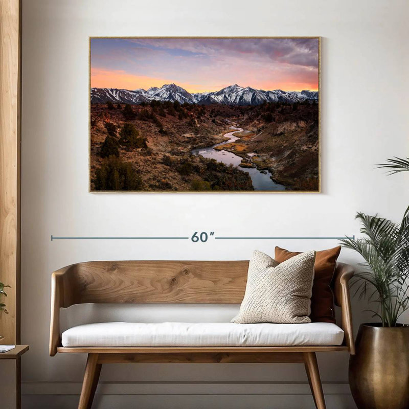 Rivière et montagnes enneigées, Cadre flottant en bois naturel, 46 po x 31 po