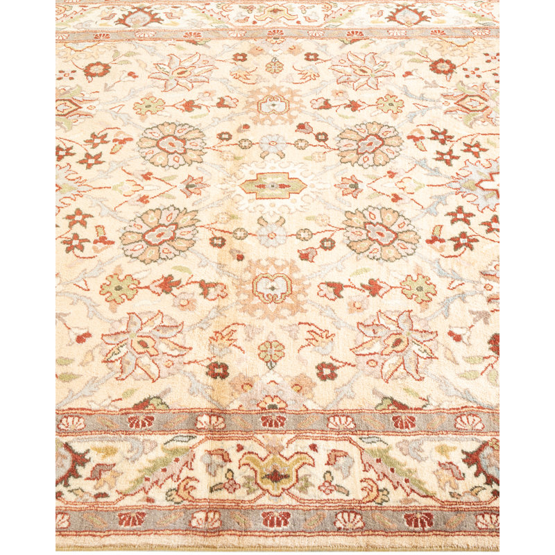 Handmade Ivory Wool Rectangular Area Rug 4'1" x 6'5"