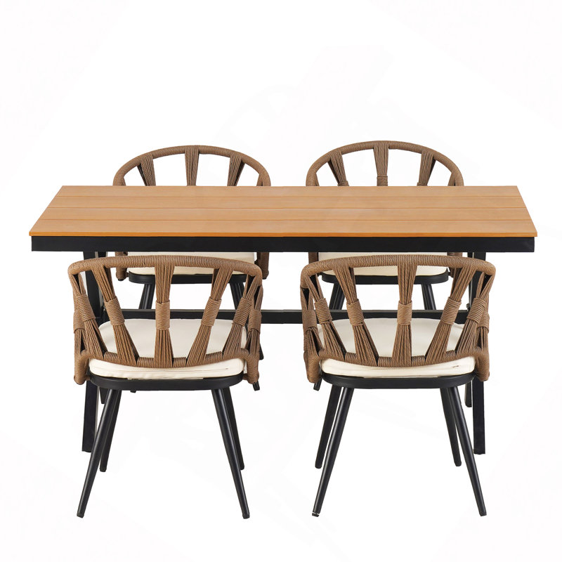 Ensemble contemporain d'extérieur avec chaises en rotin PE et table en bois plastique, convient aux jardins et aux pelouses