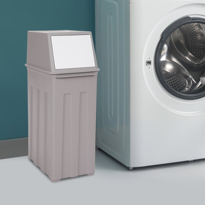 Poubelle 8 gallons avec couvercle