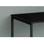 Bureau d'ordinateur moderne avec surface de travail spacieuse et structure en métal robuste pour l'efficacité du bureau à domicile.-716838709