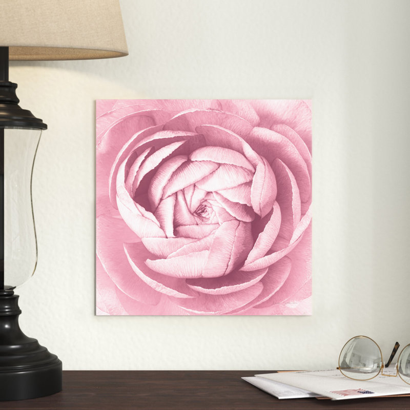 «Pale Pink Ranunculus Crop», photographie sur toile tendue, H 12 po x l 12 po