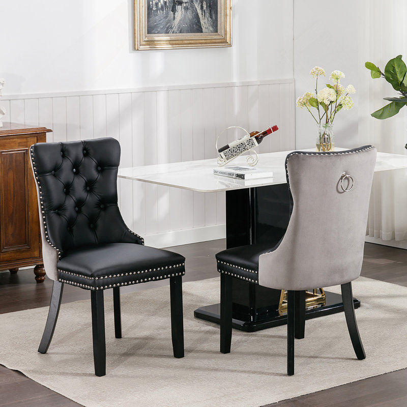 Chaise de salle à manger haut de gamme en bois massif touffeté et revêtu de velours avec pieds en bois et garniture cloutée, noir et gris, SW2101BG
