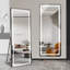 Miroir vertical pleine longueur à DEL