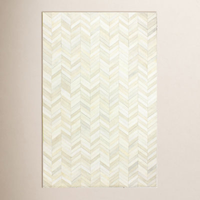 Marsha Handmade White/Ivory Rug
