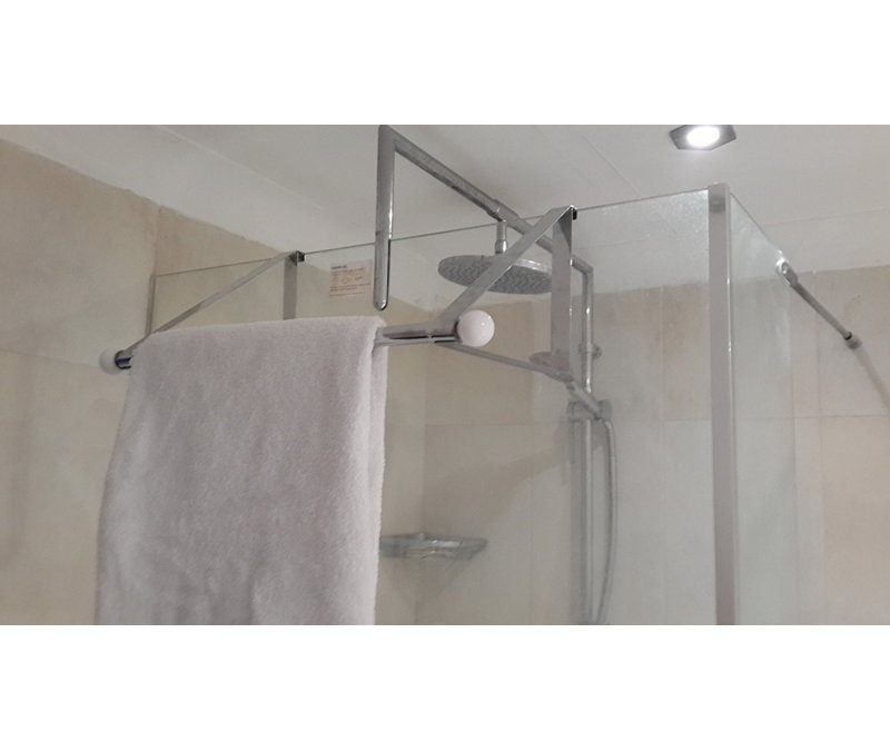 Metal Over-the-Door Coat Rack