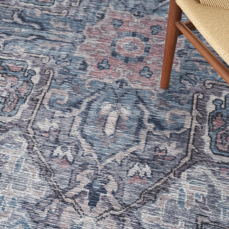 Lyiah Oriental Machine Washable Polyester Area Rug in Gray, Rectangle 9'2" x 12'