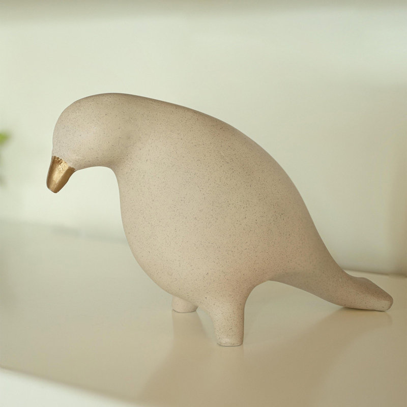 Figurines & Sculptures