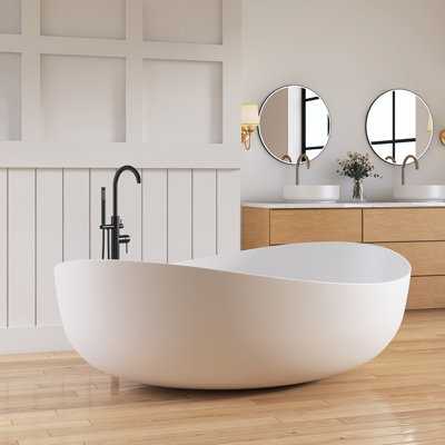 Baignoire de trempage autoportante à surface solide 71 po Forma