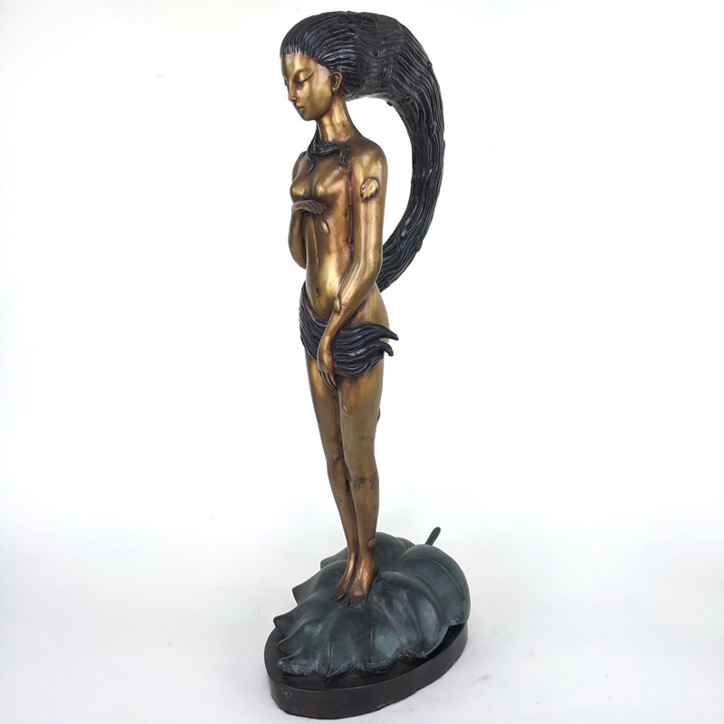 Arpan People Statue