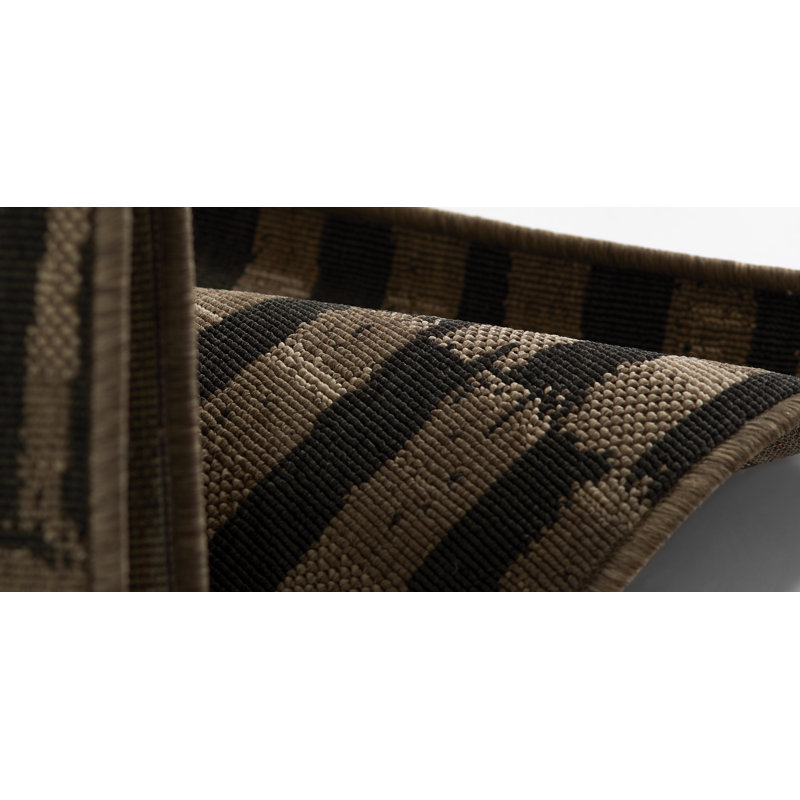 Tapis oriental en chenille tissé à la machine Nayelis, Rectangle 3 pi 11 po x 5 pi 7 po