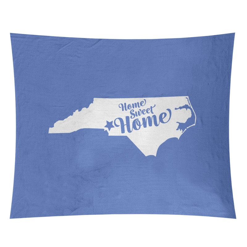 Tapisserie Home Sweet Charlotte, H 88 po x l 104 po, Bleu