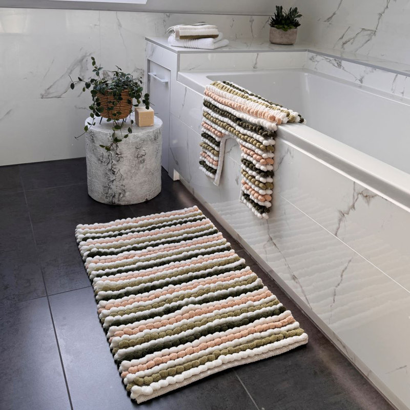 Mikayel Striped Chunky Bobble Pedestal Mat, Green