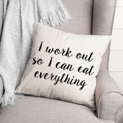 Coussin décoratif noir et blanc I Work Out So I Can Eat
