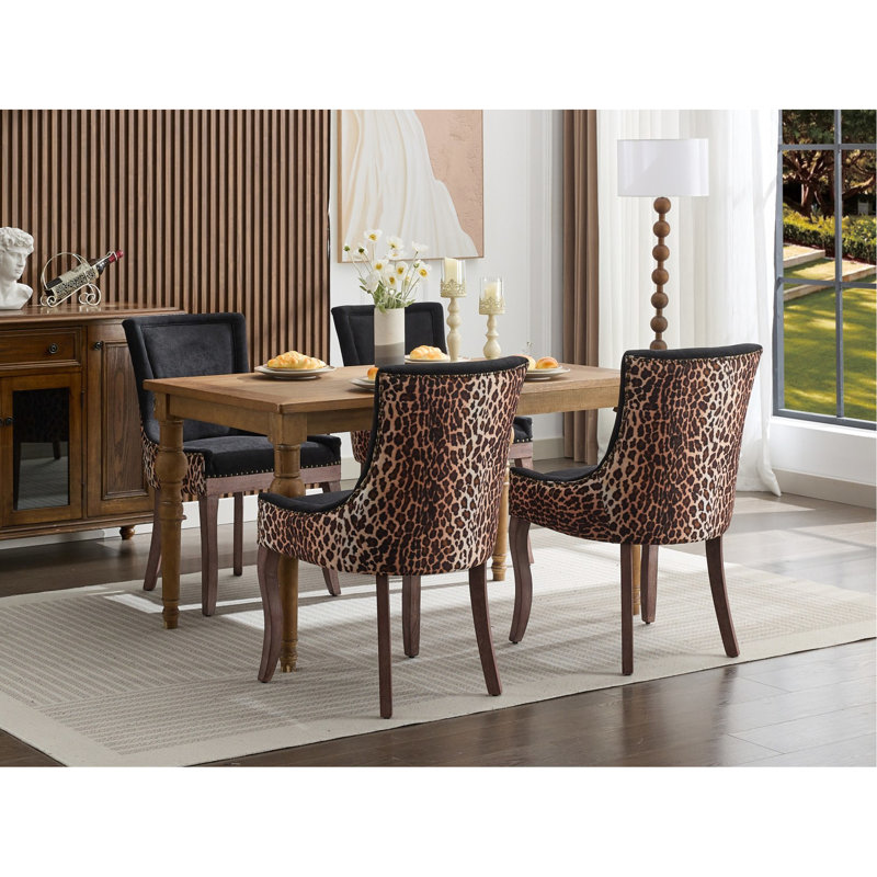 2 chaises de salle à manger Leopard