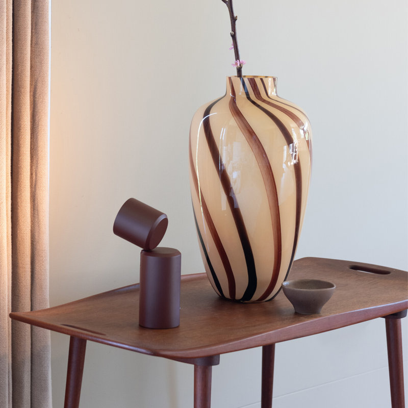 Aluminium Desk Lamp, Burgundy