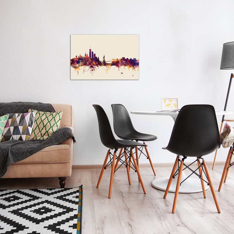 «New York City» par Michael Tompsett, impression sur toile tendue beige, H 26 po x l 40 po x P 1,5 po, Toile tendue